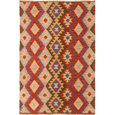 Kilim Arya Morgana Red/Pink Wool Rug (3'5 x 5'1) - 3 ft. 5 in. x 5 ft. 1 in. - 3 ft. 5 in. x 5 ft. 1 in.