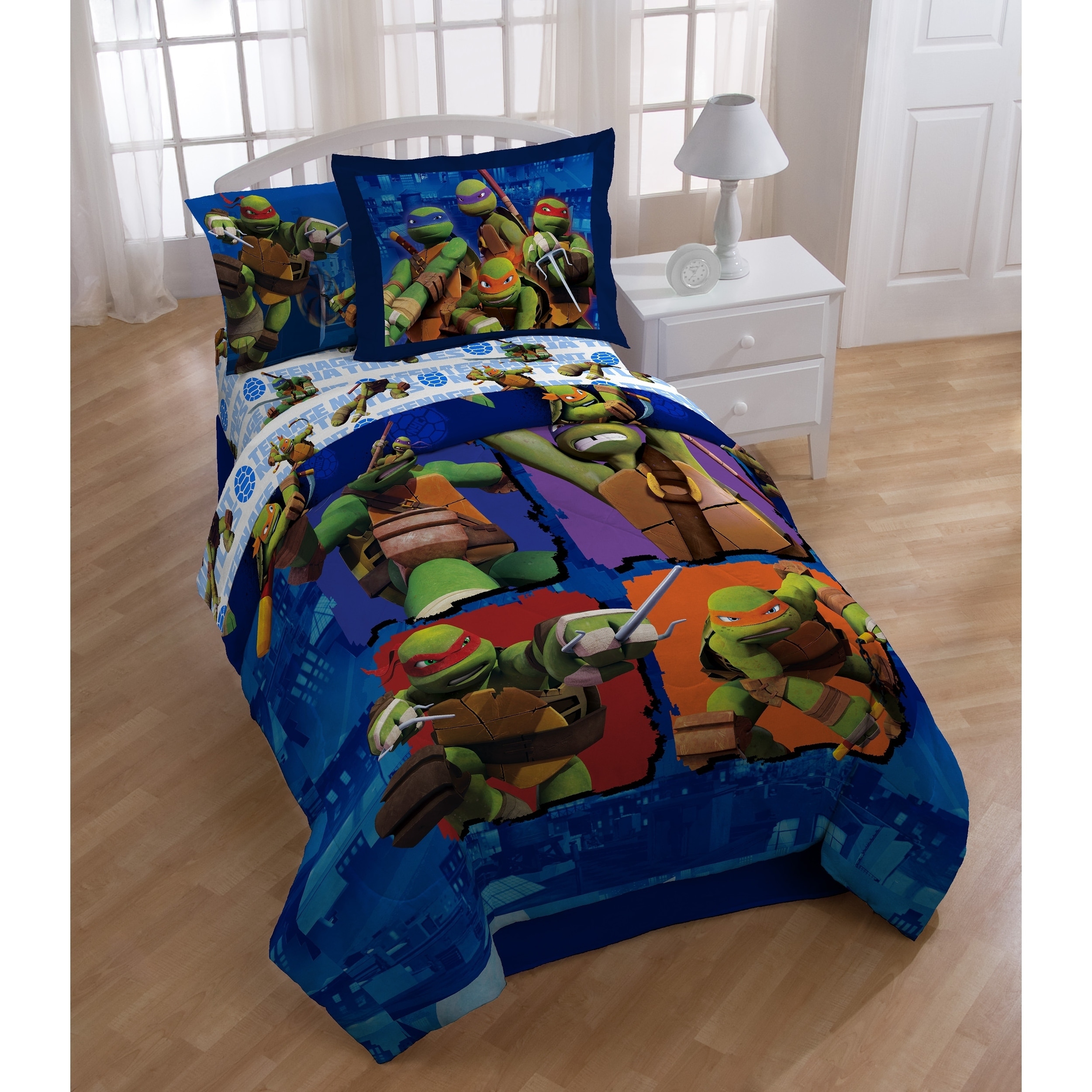 Teenage Mutant Ninja Turtles 64 X 86 Twin Reversible Comforter W