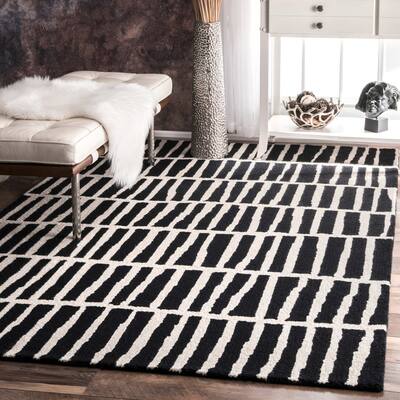 nuLOOM Handmade Geometric Wool Black and White Rug
