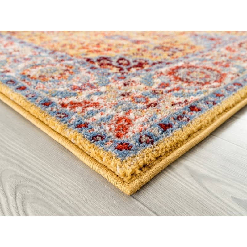Santaria Sepha Vintage Bordered Area Rug