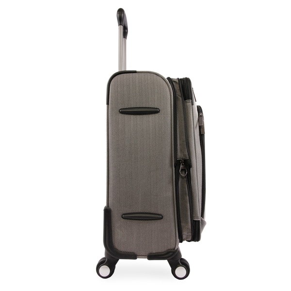 perry ellis 8 wheel spinner carry on