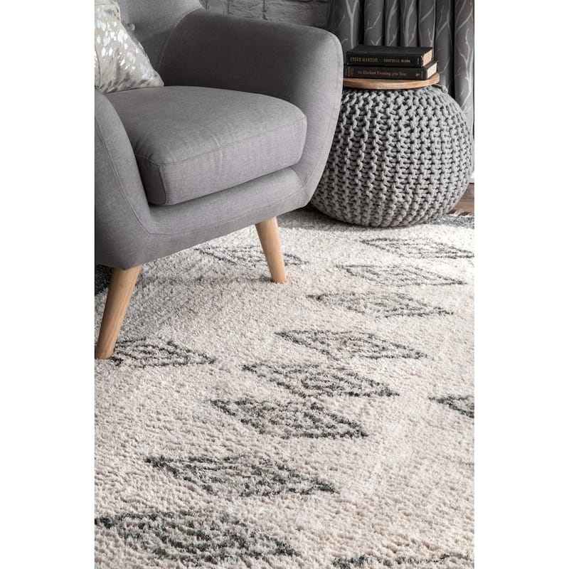 Nuloom Boho Natural Plush Fuzzy Tribal Shag Rug