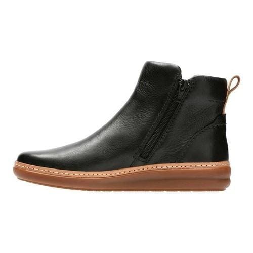 Clarks Amberlee Rosi Ankle Bootie 