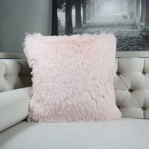 decorative fluffy pillows