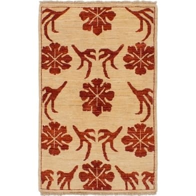 eCarpetGallery Hand-knotted Chobi Finest Cream Wool Rug (2'8 x 4'3) - 2'8 x 4'3