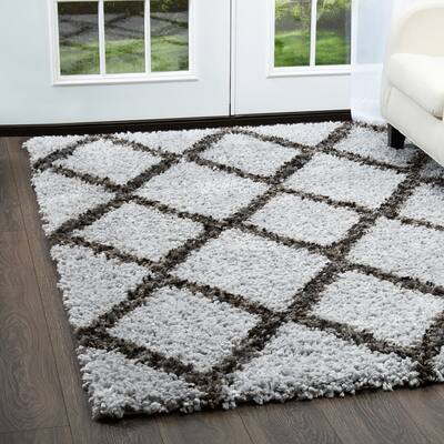 Amsterdam Light Gray-Gray Trellis Area Rug Shag by Nicole Miller - 5'3"x7'2"