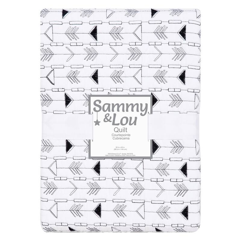 Black and White Arrows Quilt