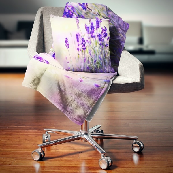 Designart Purple Lavender Field Floral Photography Throw Blanket