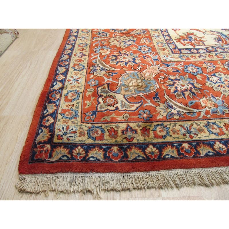 Hand-knotted Wool Beige Traditional Oriental Esfahan Rug - 13' x 19'
