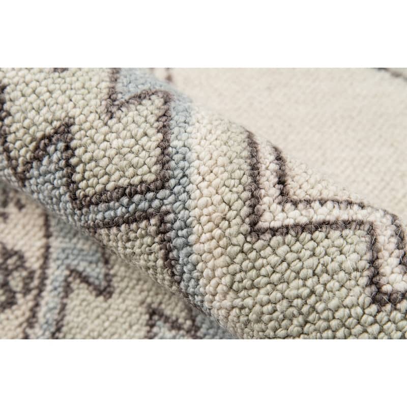Momeni Anatolia Wool and Nylon Traditional Medallion Area Rug