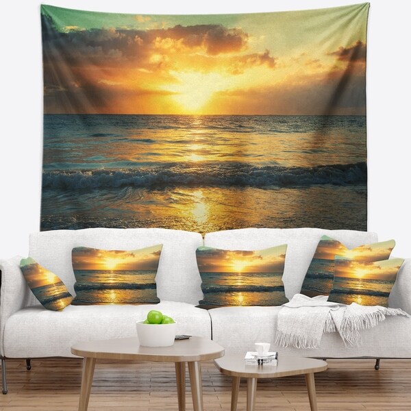 Designart 'Exotic Water and Sky Sunset Panorama' Modern Seashore Wall Tapestry