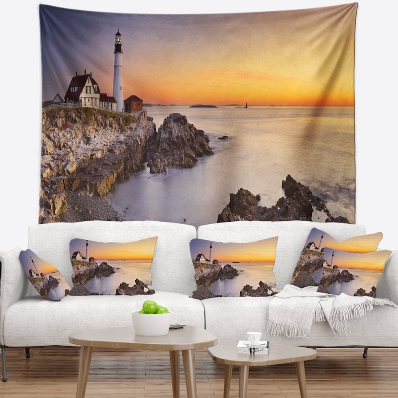 Designart 'Portland Head Lighthouse Maine' Modern Seascape Wall ...