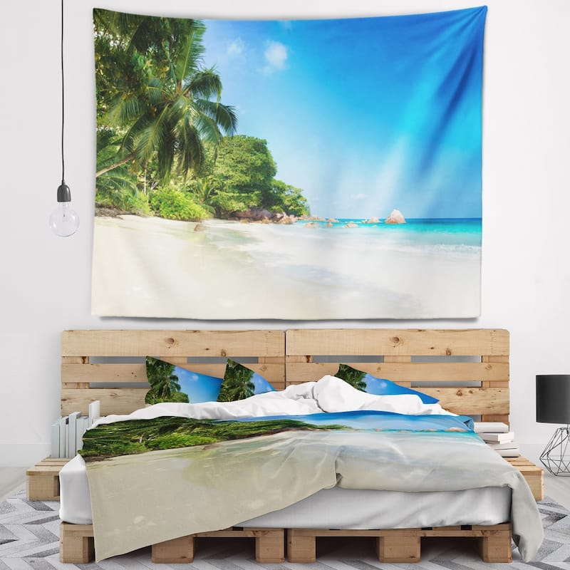 Designart 'Beautiful Praslin Island Seychelles' Seascape Wall Tapestry ...
