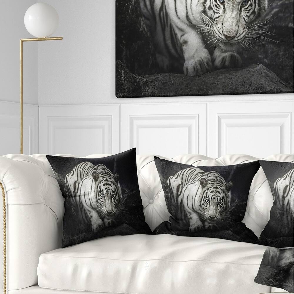 Designart 'White Tiger' Animal Throw Pillow