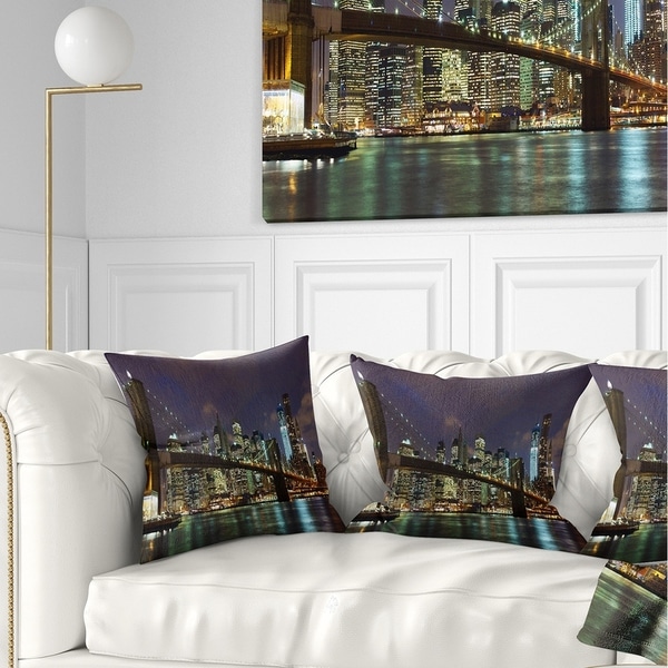 Designart 'Brooklyn Bridge Panoramic View' Cityscape Photo Throw Pillow