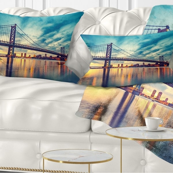 Designart 'Ben Franklin Bridge in Philadelphia' Cityscape Throw Pillow