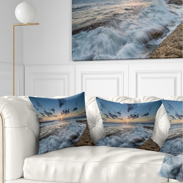 Designart 'Sydney Sunset at La Per House' Seascape Throw Pillow