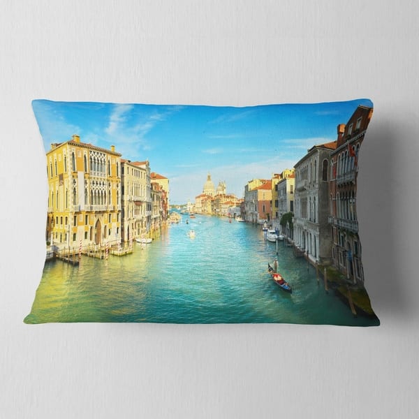 Designart Vibrant Evening Venice Italy Cityscape Throw Pillow On Sale Overstock 20890721