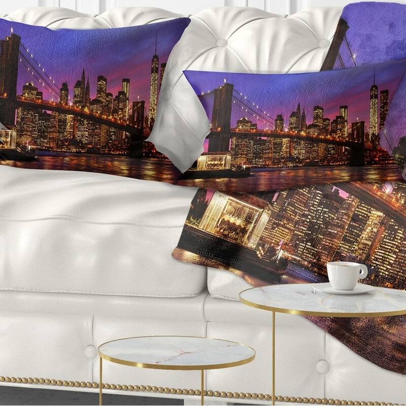 Designart 'Brooklyn Bridge and Manhattan at Sunset' Throw Pillow - Rectangle - 12 in. x 20 in. - Medium