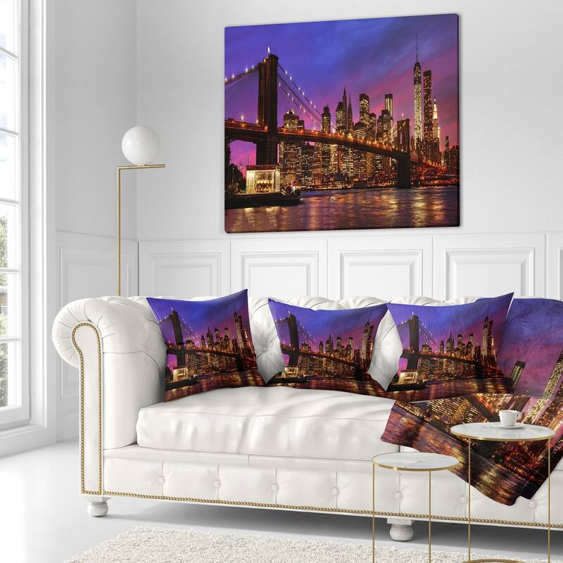 Designart 'Brooklyn Bridge and Manhattan at Sunset' Throw Pillow