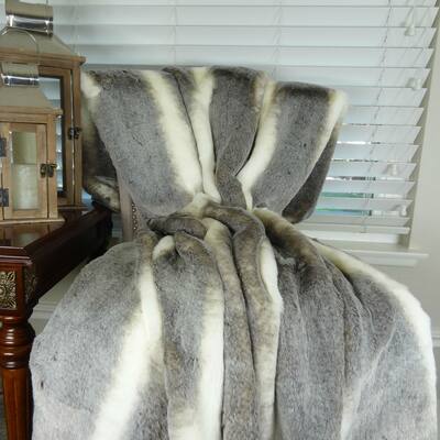 Thomas Collection Luxury Tissavel Gray Cream Chinchilla Faux Fur Throw, Handmade in USA, 16444B
