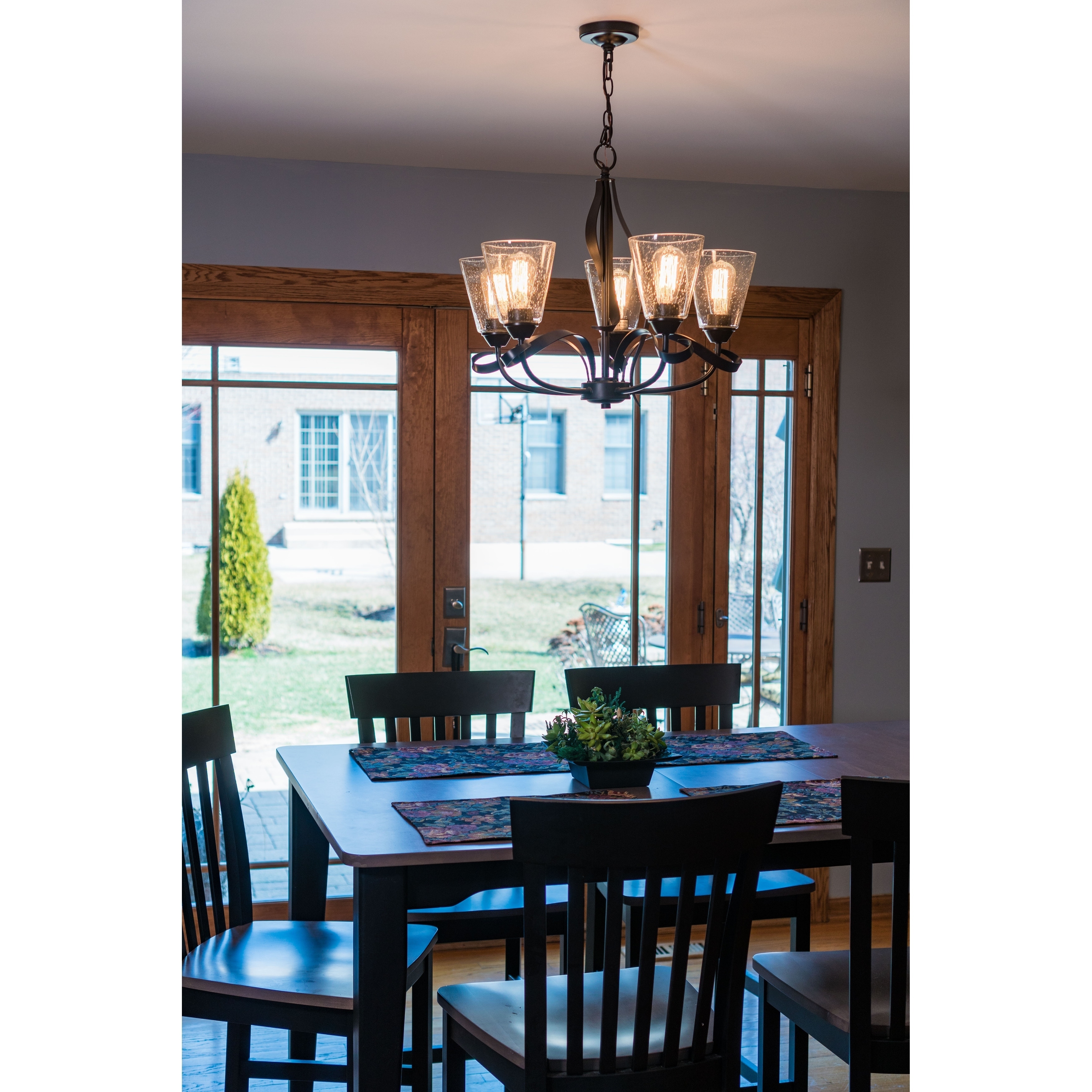 Cinta 5 Light Bronze Chandelier Clear Glass - 24.5-in W x 21-in H x 24.5-in D - Chandeliers For Bedrooms by Overstock.com