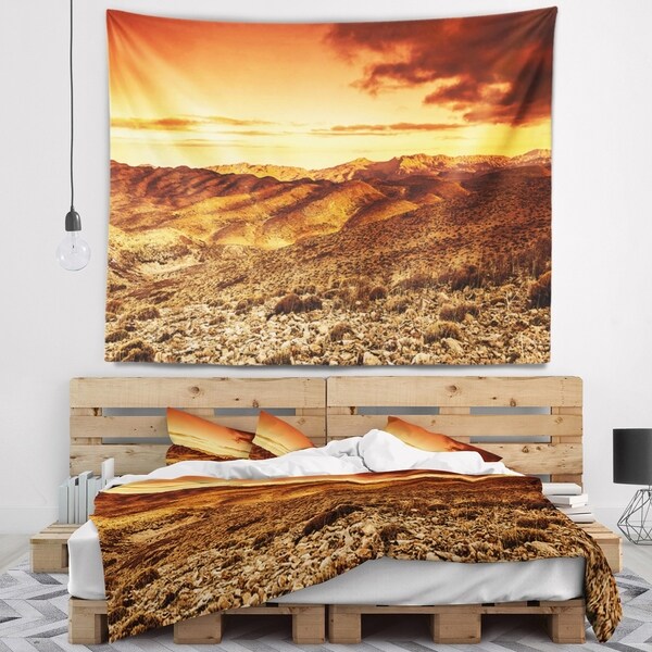 Designart 'Cloudy Dramatic Sunset in Desert' Landscape Wall Tapestry