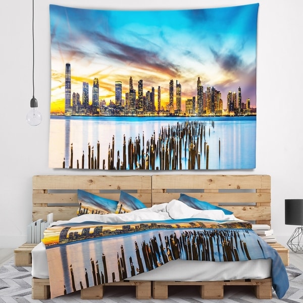 Designart 'Discontinued product' Cityscape Wall Tapestry