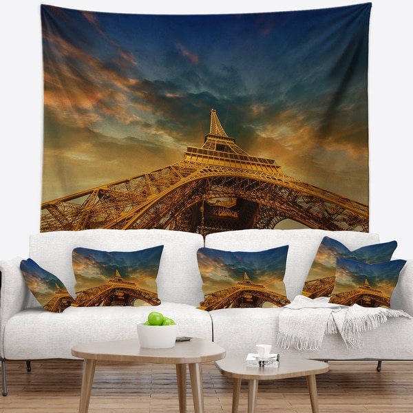 Designart 'Dramatic Sky above Paris Paris Eiffel Towerin Paris' Cityscape Wall Tapestry