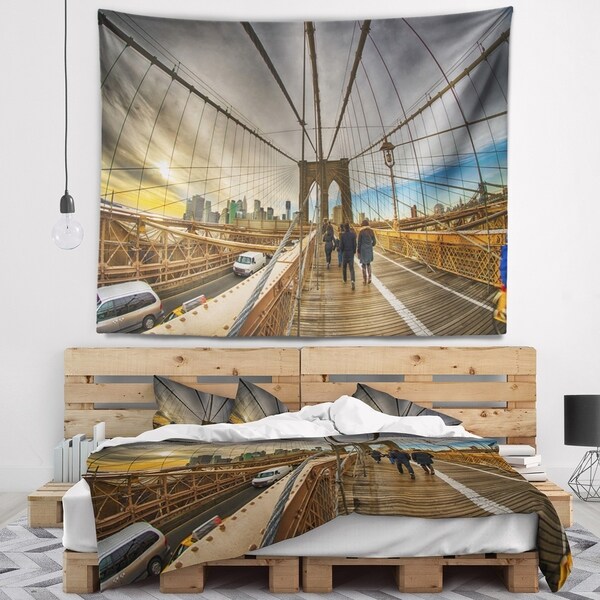 Designart 'Strolling on Brooklyn Bridge' Landscape Photo Wall Tapestry