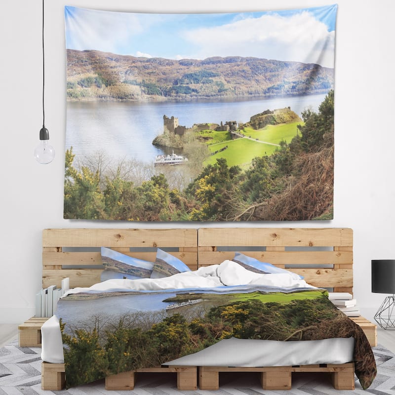 Designart 'Lago Ness and Urquhart Castle' Landscape Wall Tapestry - Bed ...