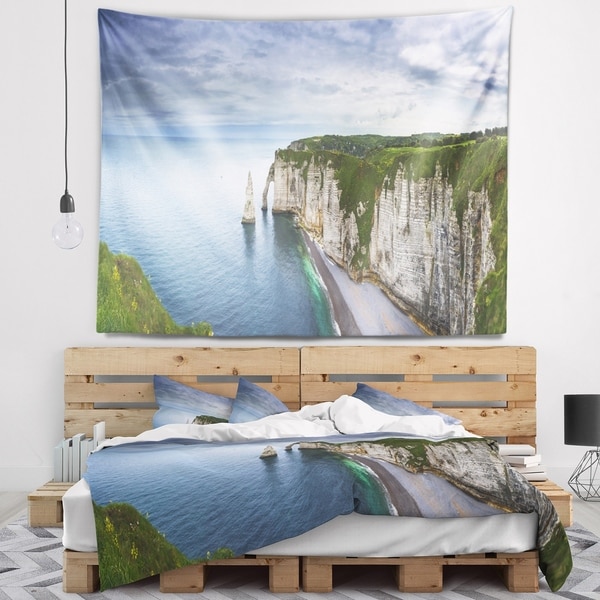 Designart 'Etretat Aval Cliff and Rocks' Oversized Beach Wall Tapestry