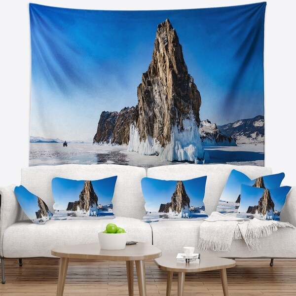 Designart 'Winter Lake Baikal Panorama' Seashore Wall Tapestry