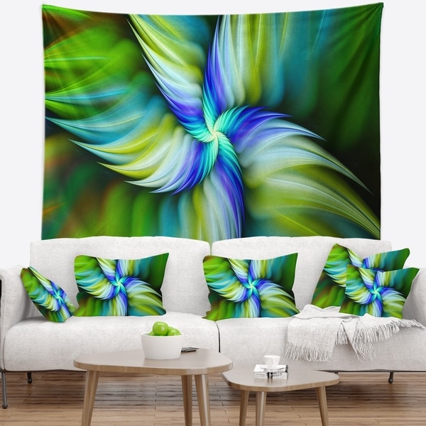 Designart 'Rotating Fractal Green Star' Floral Wall Tapestry