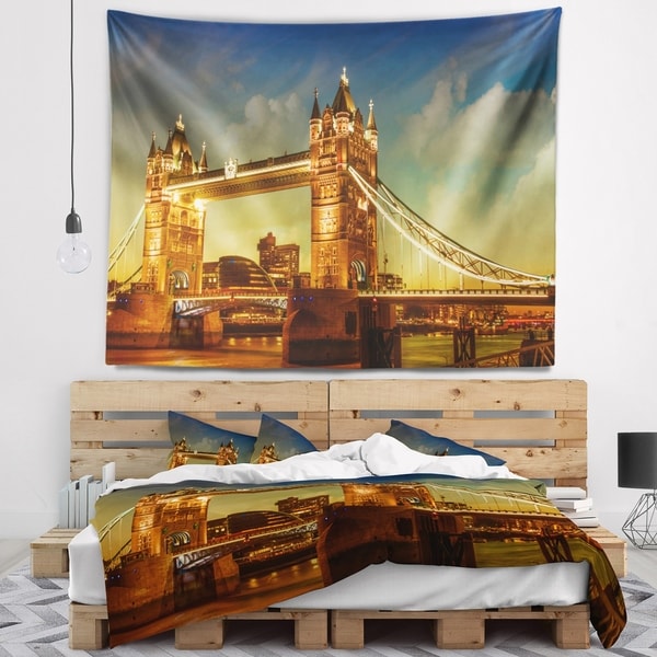 Designart 'Majesty of Tower Bridge' Cityscape Photography Wall Tapestry