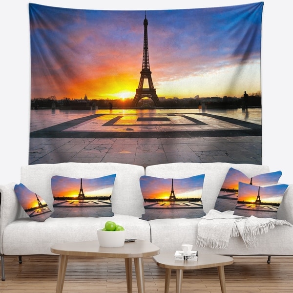 Designart 'Paris Eiffel Towerat Beautiful Sunrise' Landscape Photography Wall Tapestry