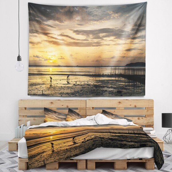 Designart 'Dawn at Seaside during Low Tide' Modern Seashore Wall Tapestry
