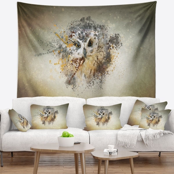 Designart 'Large Gracing Owl' Animal Wall Tapestry