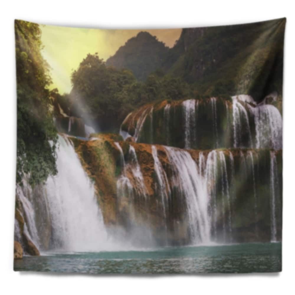 Designart 'Level 6 of Huaimaekamin Waterfall' Landscape Wall Tapestry - Bed  Bath & Beyond - 20922435