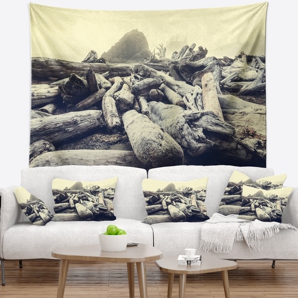 Designart 'Olympic National Park Landscape' Modern Landscape Wall Tapestry