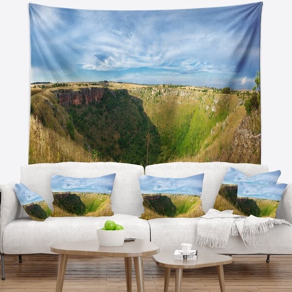 Designart 'Pulo Di Altamura Panorama' Landscape Wall Tapestry