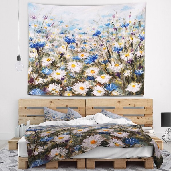 Designart 'Glade of Cornflowers and Daisies' Floral Wall Tapestry
