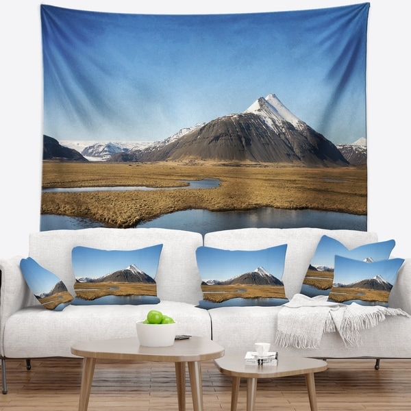 Designart 'Scenic Southern Iceland' Landscape Photography Wall Tapestry