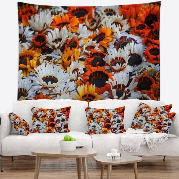 Designart 'Colorful Sunflowers in Garden' Floral Wall Tapestry