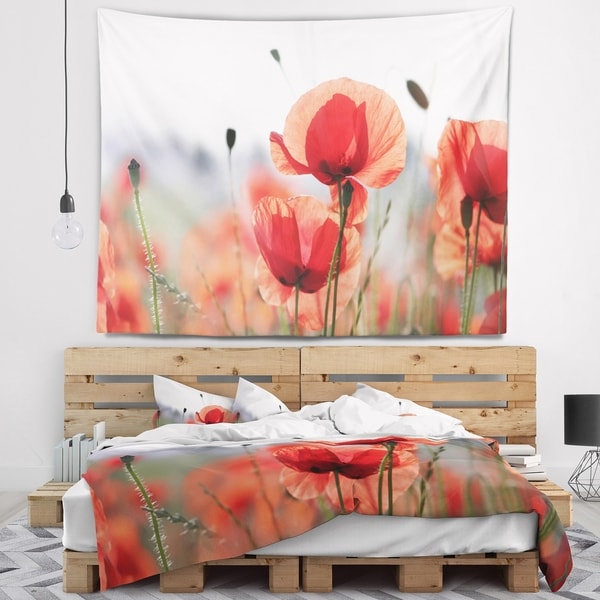 Medium Designart TAP13002-39-32 Soft Poppy Flowers Petals View Floral Blanket D/écor Art for Home and Office Wall Tapestry 39 x 32 Created on Lightweight Polyester Fabric