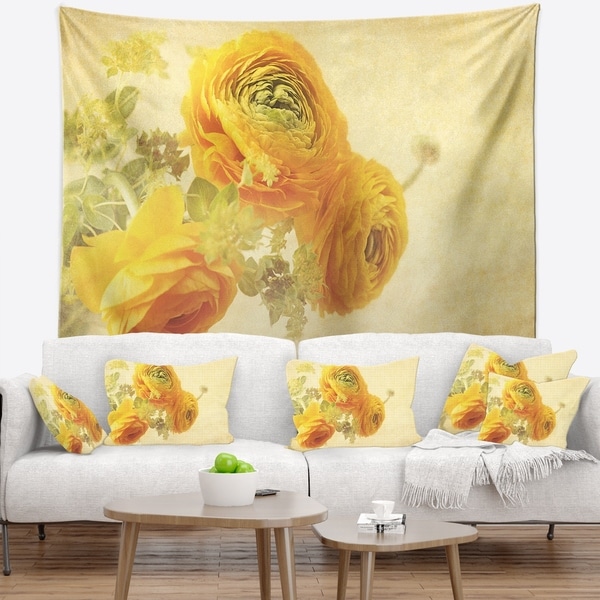 Designart 'Bunch of Yellow Ranunculus Flowers' Floral Wall Tapestry