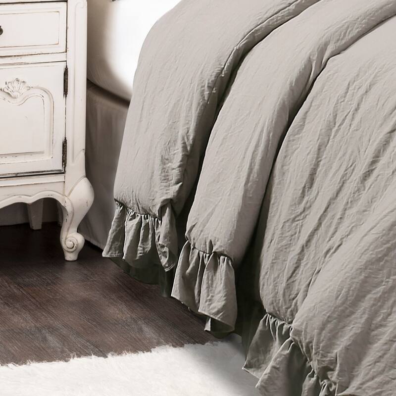 Lush Decor Reyna Ruffled Shabby-chic Comforter Set