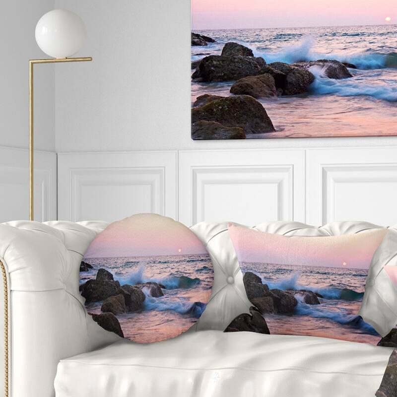 Designart 'Rocky Coast with Foam Waves' Seashore Throw Pillow - Round - 20 inches round - Large
