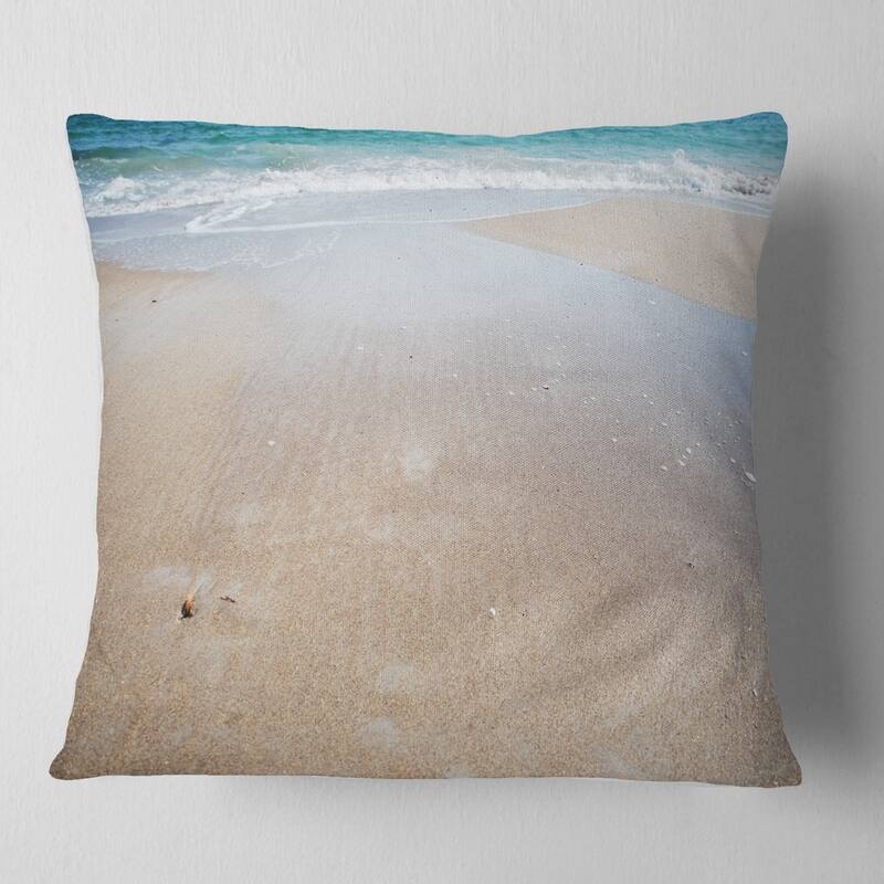 Designart 'Crystal Clear Sea Waves on Beach' Modern Beach Throw Pillow - Square - 18 in. x 18 in. - Medium