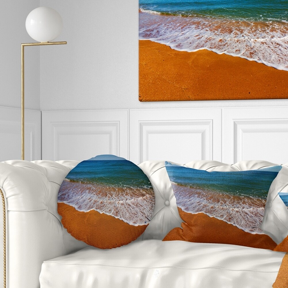 https://ak1.ostkcdn.com/images/products/20943770/Designart-Summer-Beach-with-White-Waves-Modern-Beach-Throw-Pillow-1d26dba6-0831-46fe-8fbf-afb291a96881_1000.jpg